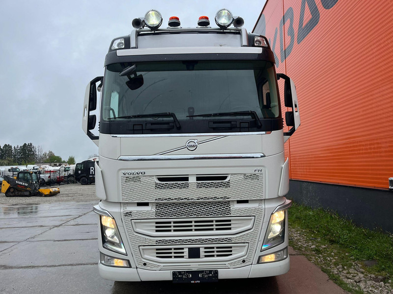 Volvo FH 540 6x4 HIAB 21 ton / L=5600 mm / RETARDER / TANDEM AXLE LIFT - Hákový nosič kontejnerů: obrázek 3 Volvo FH 540 6x4 HIAB 21 ton / L=5600 mm / RETARDER / TANDEM AXLE LIFT - Hákový nosič kontejnerů: obrázek 3