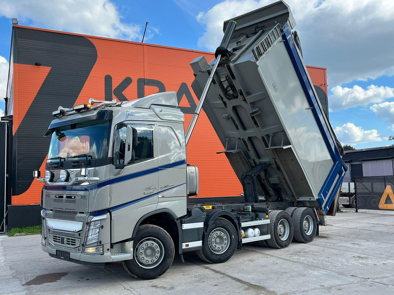 Volvo FH 540 8x4 HYDRAULIC TENT / RETARDER / TANDEM AXLE LIFT - Sklápěč: obrázek 2 Volvo FH 540 8x4 HYDRAULIC TENT / RETARDER / TANDEM AXLE LIFT - Sklápěč: obrázek 2