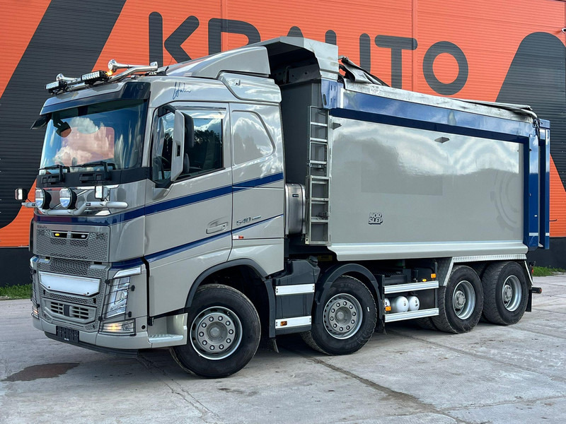 Volvo FH 540 8x4 HYDRAULIC TENT / RETARDER / TANDEM AXLE LIFT - Sklápěč: obrázek 1 Volvo FH 540 8x4 HYDRAULIC TENT / RETARDER / TANDEM AXLE LIFT - Sklápěč: obrázek 1