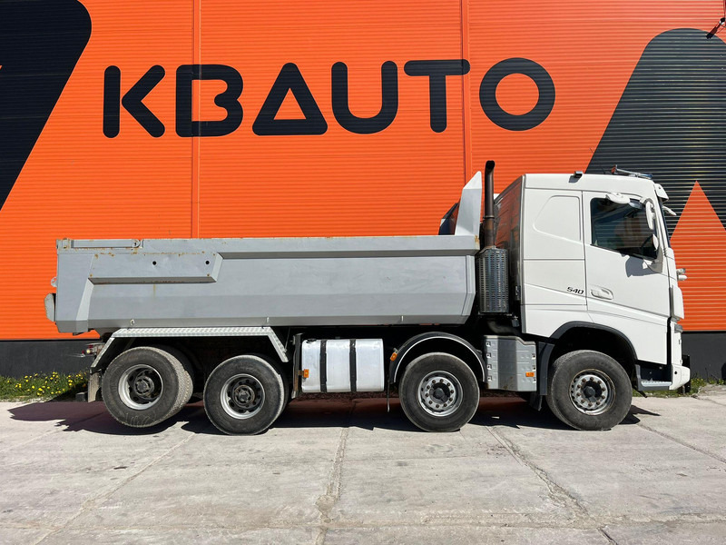 Volvo FH 540 8x4 RETARDER / TANDEM AXLE LIFT / BIG AXLES / BOX L=5704 mm - Sklápěč: obrázek 5 Volvo FH 540 8x4 RETARDER / TANDEM AXLE LIFT / BIG AXLES / BOX L=5704 mm - Sklápěč: obrázek 5