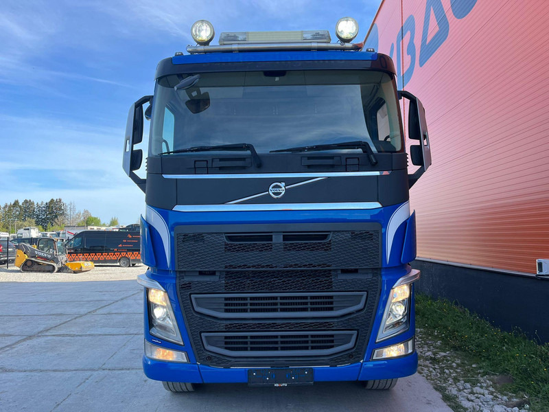 Volvo FH 540 8x4 TANDEM AXLE LIFT / BIG AXLES / BOX L=5712 mm - Sklápěč: obrázek 3 Volvo FH 540 8x4 TANDEM AXLE LIFT / BIG AXLES / BOX L=5712 mm - Sklápěč: obrázek 3