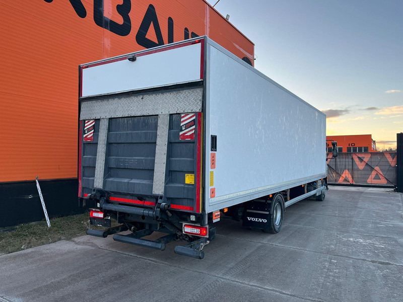 Volvo FL 210 4x2 BOX L=8764 - Skříňový nákladní auto: obrázek 5 Volvo FL 210 4x2 BOX L=8764 - Skříňový nákladní auto: obrázek 5