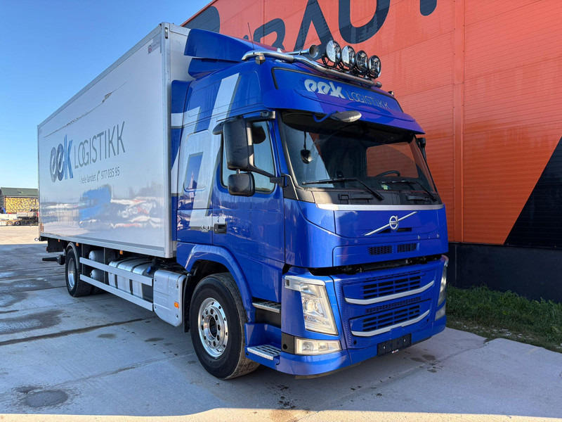 Volvo FM 330 4x2 BOX L=7608 mm - Skříňový nákladní auto: obrázek 4 Volvo FM 330 4x2 BOX L=7608 mm - Skříňový nákladní auto: obrázek 4