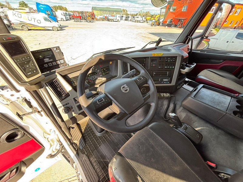 Chladírenský nákladní automobil Volvo FM 330 6x2*4 Carrier Supra 1250 Mt / BOX L=9663 mm: obrázek 15