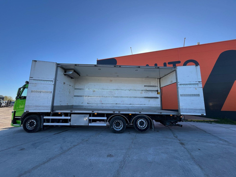 Chladírenský nákladní automobil Volvo FM 370 6x2*4 SUPRA 850 / BOX L=7430 mm: obrázek 9