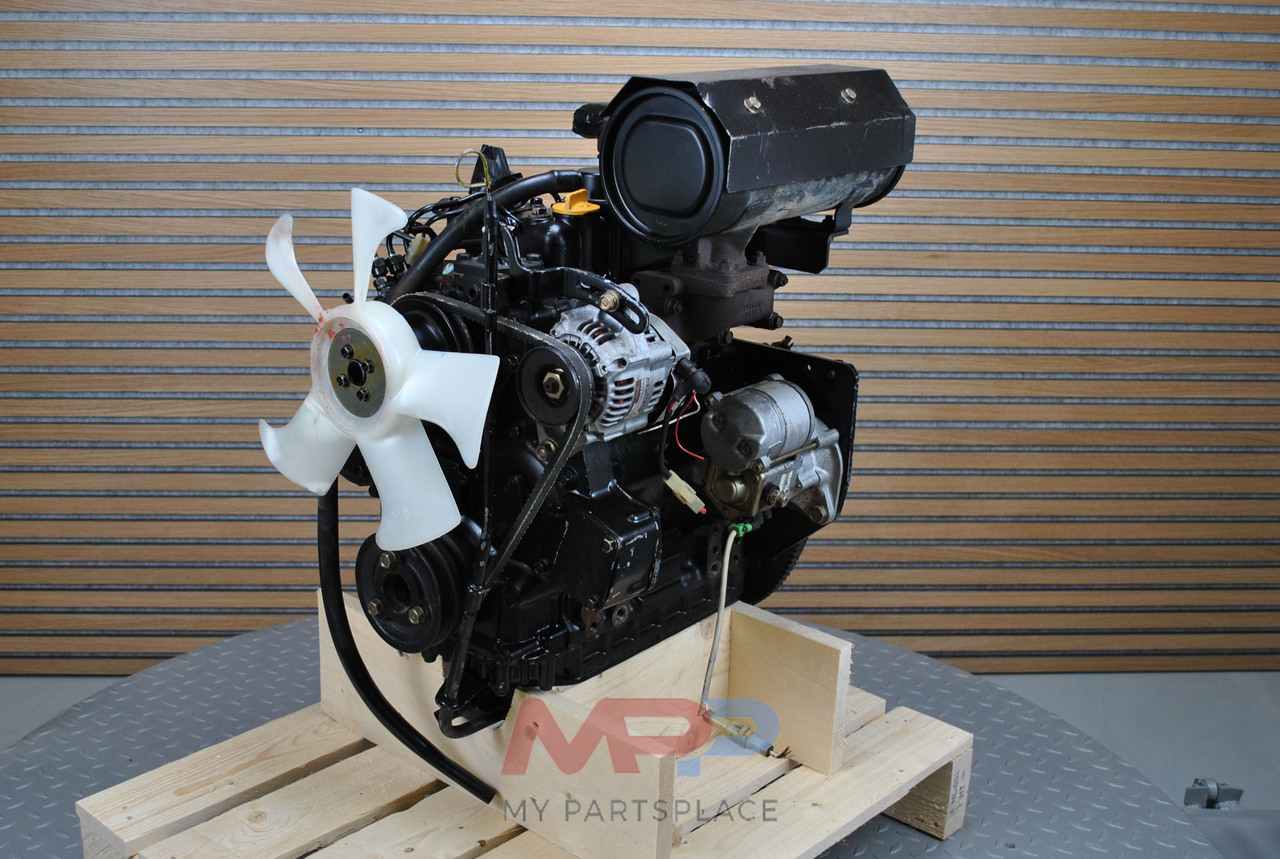 ISUZU 3CC1 - Motor pro Traktor: obrázek 2 ISUZU 3CC1 - Motor pro Traktor: obrázek 2