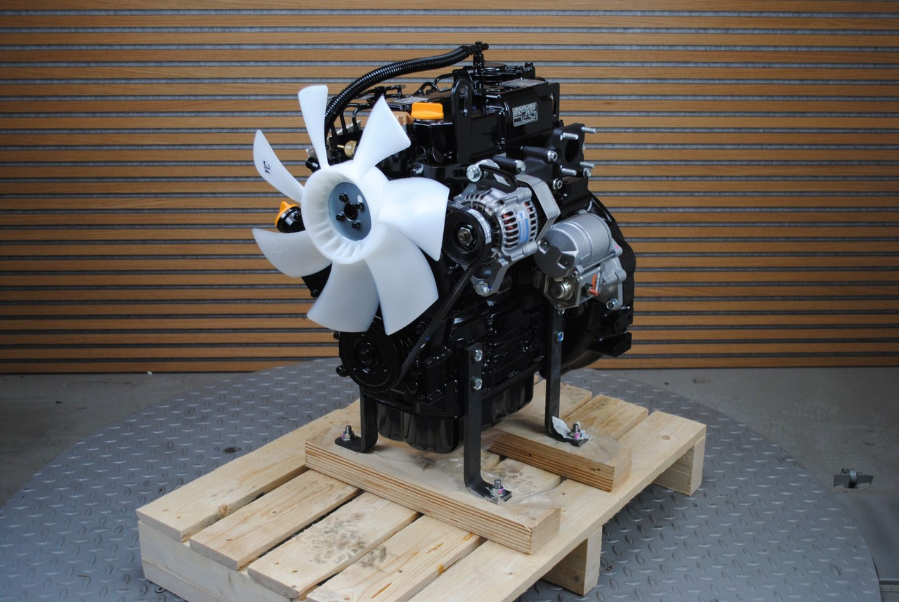 Isuzu 3CB1 *NIEUW* - Motor: obrázek 1 Isuzu 3CB1 *NIEUW* - Motor: obrázek 1