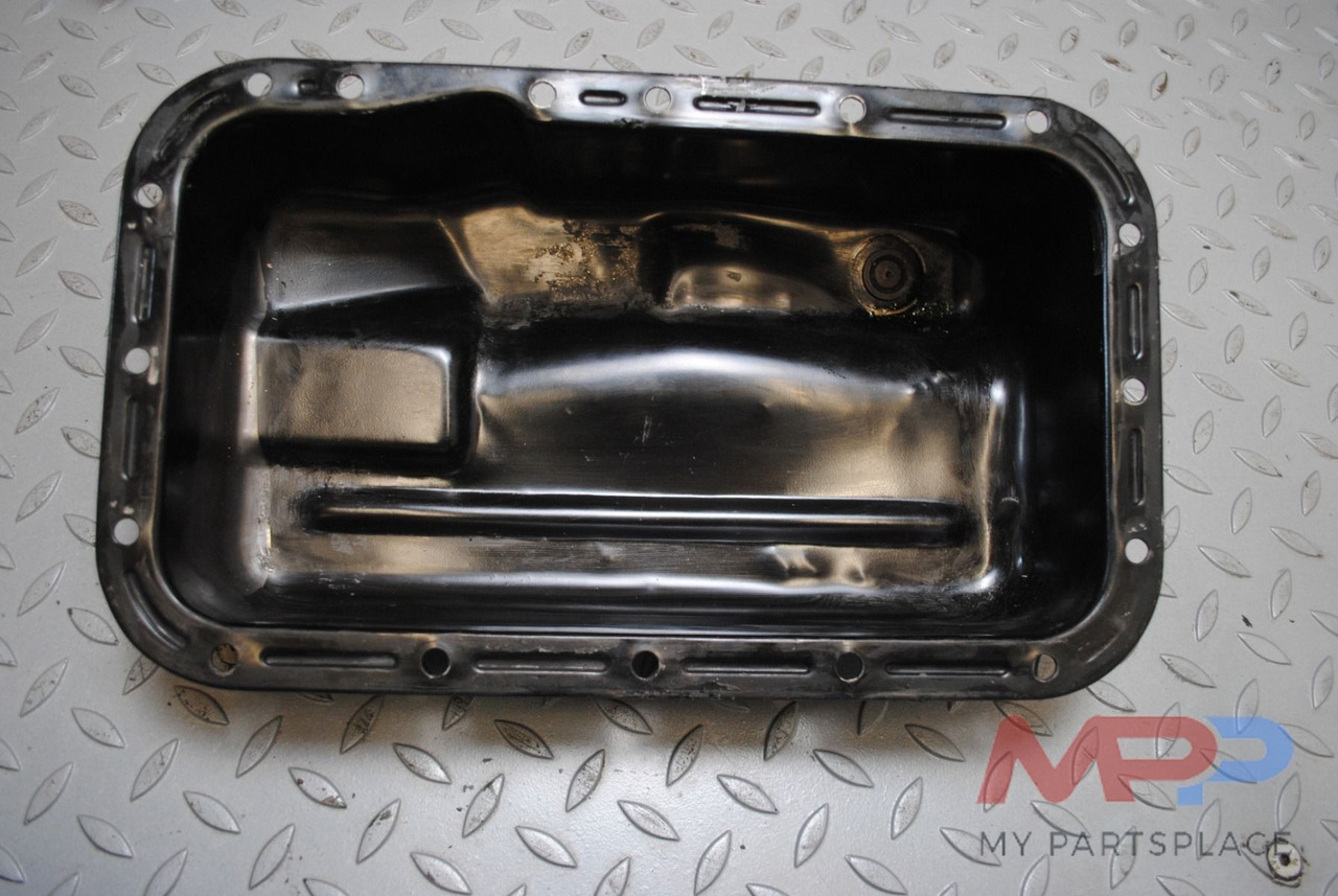 Mitsubishi Carterpan Mitsubishi K4A, K4C,K4D,K4E, K4F - Olejová vana: obrázek 2 Mitsubishi Carterpan Mitsubishi K4A, K4C,K4D,K4E, K4F - Olejová vana: obrázek 2