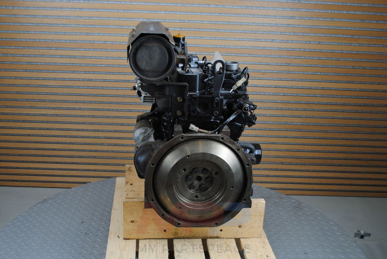 Yanmar Yanmar 3TNE82A - 3TNV82A - Motor pro Zemědělská technika: obrázek 3 Yanmar Yanmar 3TNE82A - 3TNV82A - Motor pro Zemědělská technika: obrázek 3