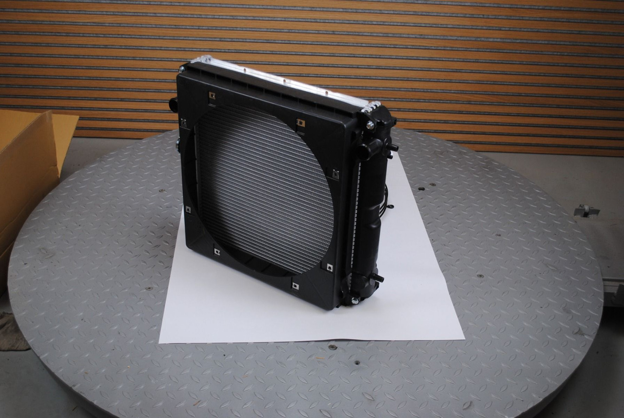 Yanmar Yanmar Radiator 129601-44500 - Motor: obrázek 4 Yanmar Yanmar Radiator 129601-44500 - Motor: obrázek 4