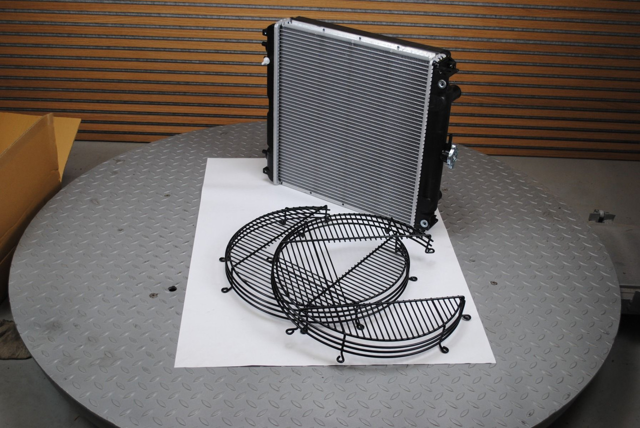 Yanmar Yanmar Radiator 129601-44500 - Motor: obrázek 3 Yanmar Yanmar Radiator 129601-44500 - Motor: obrázek 3