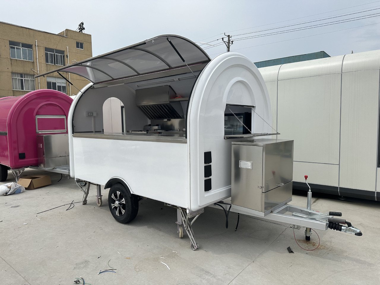 ERZODA Catering Trailer | Food Truck | Concession trailer | Food Trailers - Prodejní přívěs: obrázek 1 ERZODA Catering Trailer | Food Truck | Concession trailer | Food Trailers - Prodejní přívěs: obrázek 1