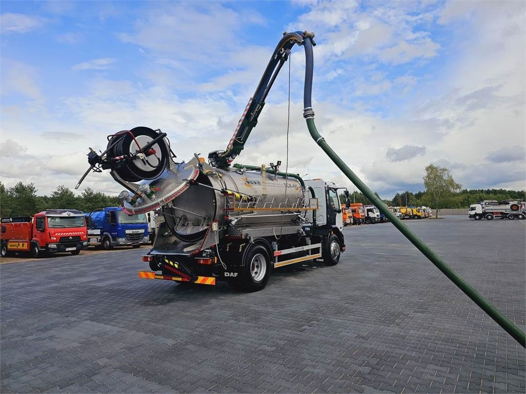 DAF WUKO SCK-4HW for collecting waste liquid separator - Čistič odpadových jam: obrázek 1 DAF WUKO SCK-4HW for collecting waste liquid separator - Čistič odpadových jam: obrázek 1