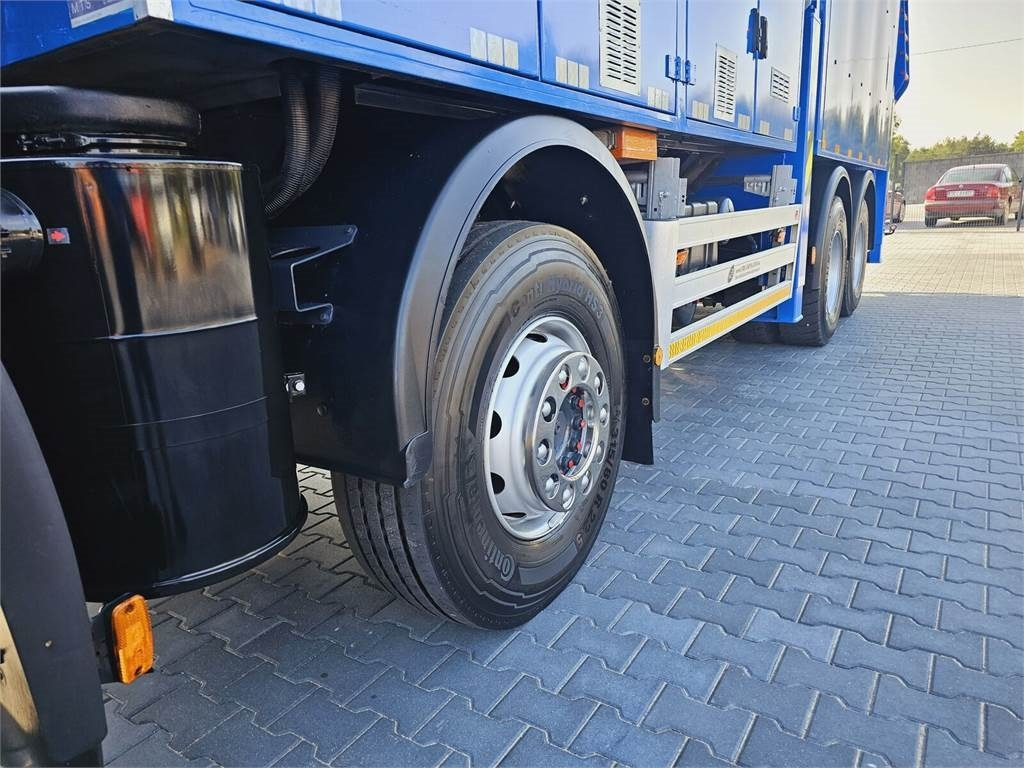 Čistič odpadových jam Iveco MTS 4 x TURBINE MTS 4 x TURBINE Saugbagger vacuum: obrázek 10