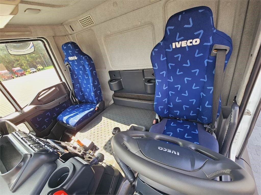 Čistič odpadových jam Iveco MTS 4 x TURBINE MTS 4 x TURBINE Saugbagger vacuum: obrázek 39