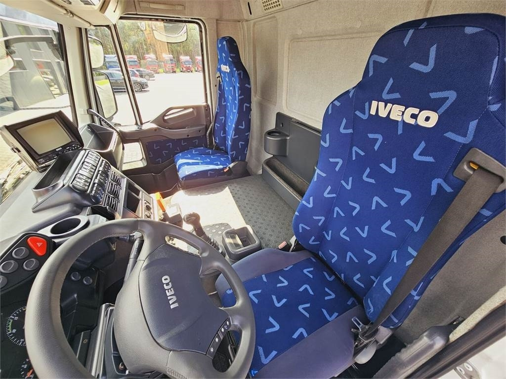 Čistič odpadových jam Iveco MTS 4 x TURBINE MTS 4 x TURBINE Saugbagger vacuum: obrázek 37