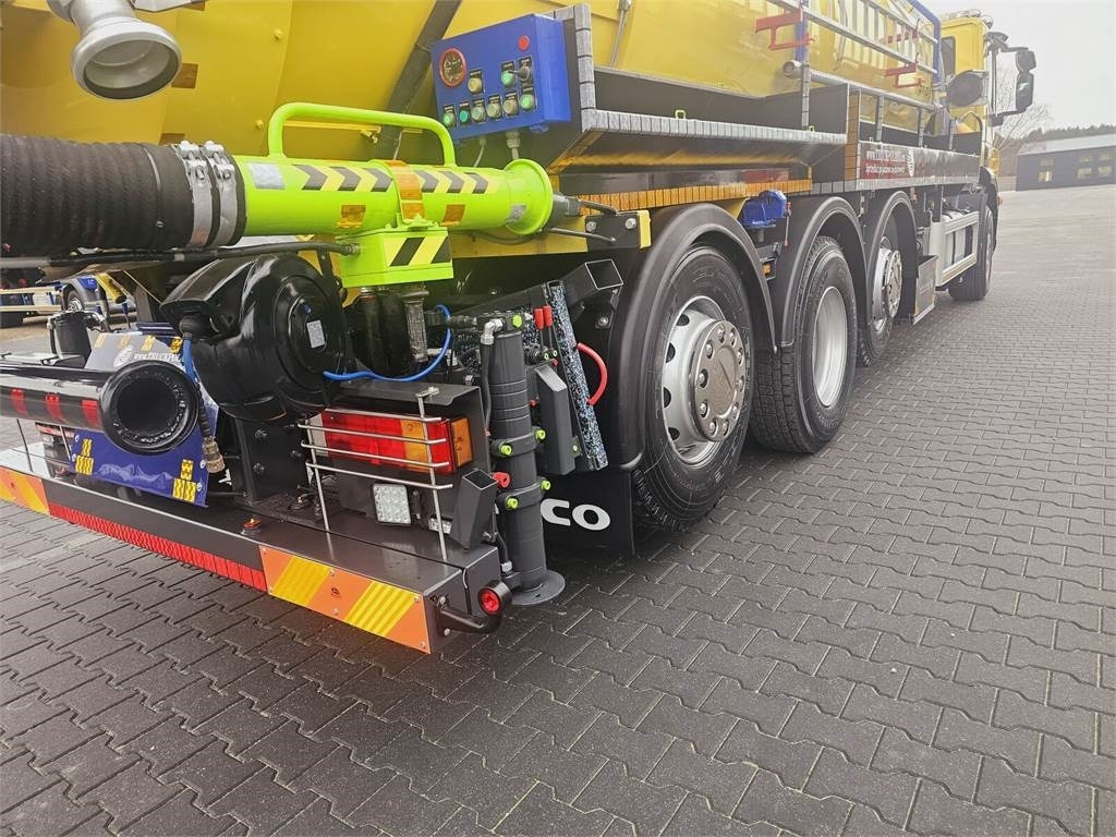 Iveco RAVO WUKO FOR CHANNEL CLEANING druck saug kanal - Čistič odpadových jam: obrázek 3 Iveco RAVO WUKO FOR CHANNEL CLEANING druck saug kanal - Čistič odpadových jam: obrázek 3
