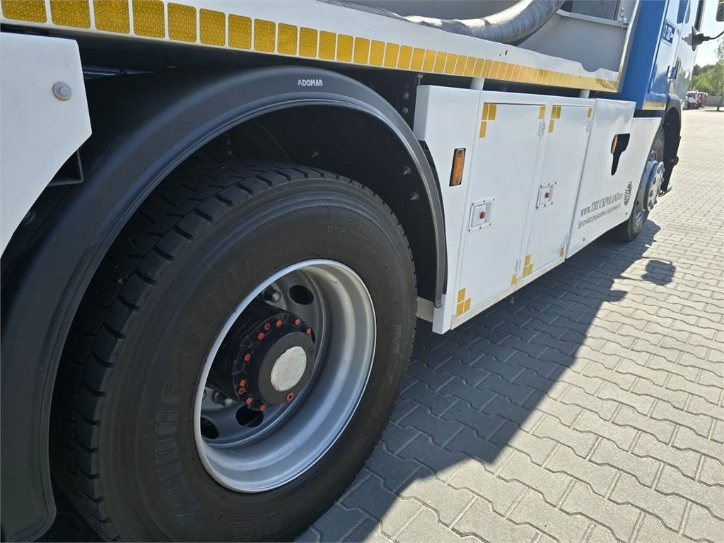 Renault 4x2 WUKO RIVARD for collecting liquid waste - Komunální/ Speciální technika: obrázek 2 Renault 4x2 WUKO RIVARD for collecting liquid waste - Komunální/ Speciální technika: obrázek 2
