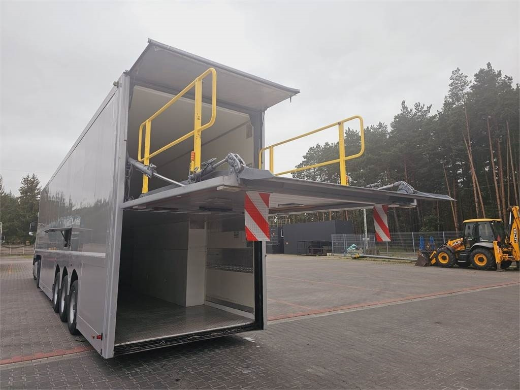 Langendorf DOUBLE LOADING FOR MOTOR COSMETICS Flexliner Inloa - Chladírenský návěs: obrázek 1 Langendorf DOUBLE LOADING FOR MOTOR COSMETICS Flexliner Inloa - Chladírenský návěs: obrázek 1