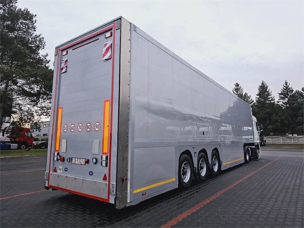 Langendorf DOUBLE LOADING FOR MOTOR COSMETICS Flexliner Inloa - Chladírenský návěs: obrázek 5 Langendorf DOUBLE LOADING FOR MOTOR COSMETICS Flexliner Inloa - Chladírenský návěs: obrázek 5