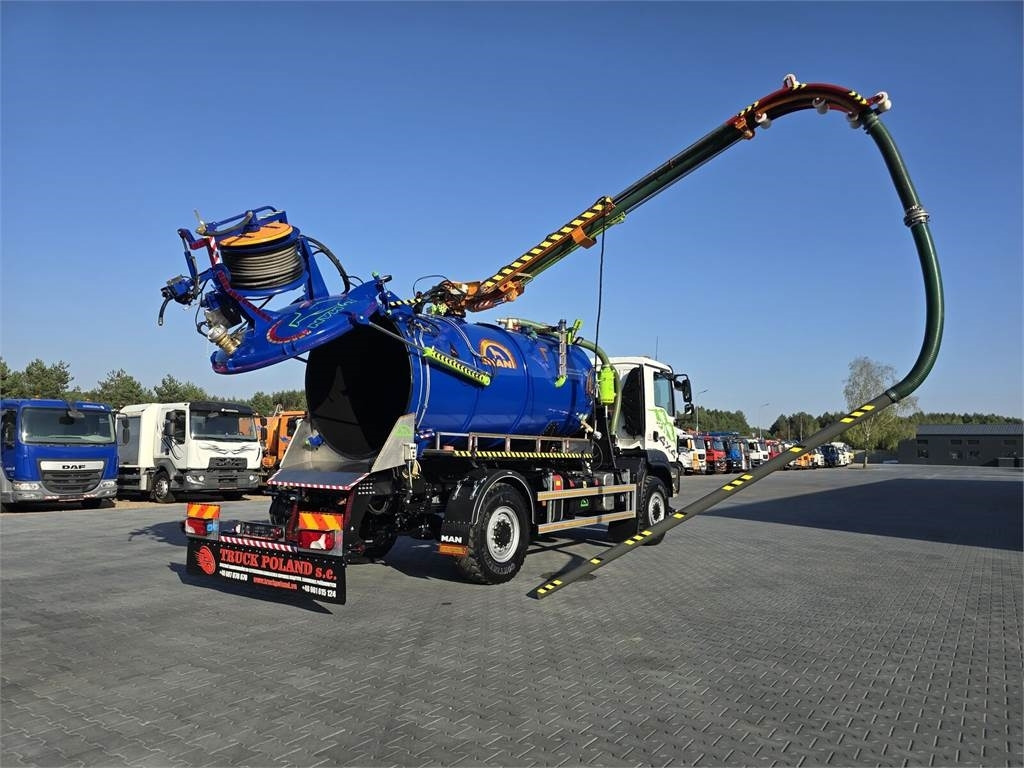 MAN TGM 4x4 GAMON PW8 for collecting liquid waste sepa - Čistič odpadových jam: obrázek 1 MAN TGM 4x4 GAMON PW8 for collecting liquid waste sepa - Čistič odpadových jam: obrázek 1