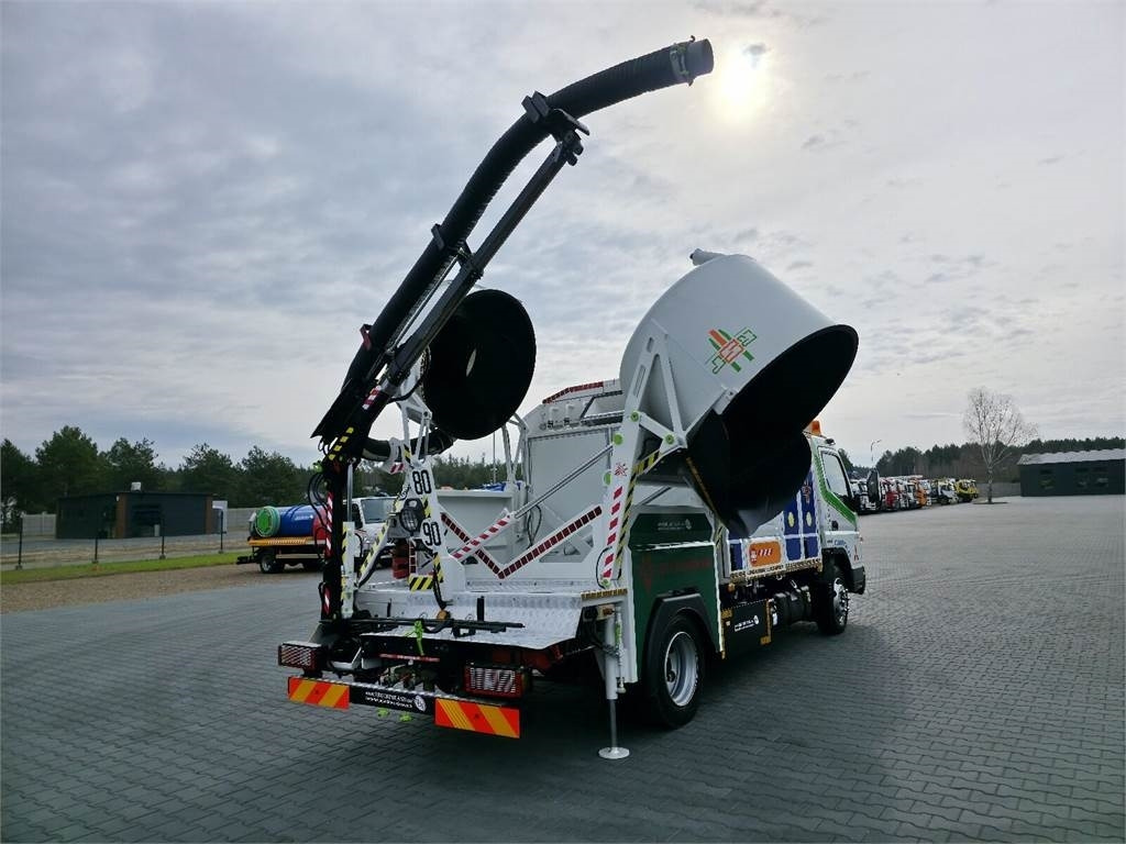 Mitsubishi CANTER odkurzacz koparka ssąca Saugbagger CITY SAU - Čistič odpadových jam: obrázek 1 Mitsubishi CANTER odkurzacz koparka ssąca Saugbagger CITY SAU - Čistič odpadových jam: obrázek 1