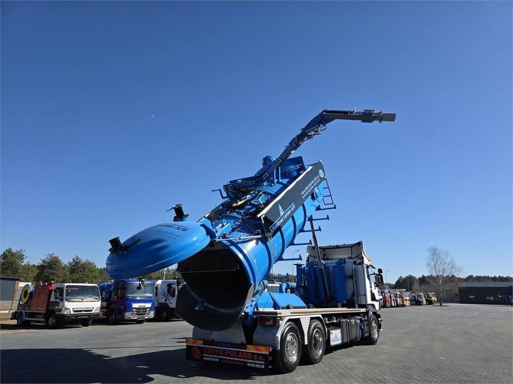 Scania Larsen FlexVac 311 Vacuum suction loader - Čistič odpadových jam: obrázek 1 Scania Larsen FlexVac 311 Vacuum suction loader - Čistič odpadových jam: obrázek 1