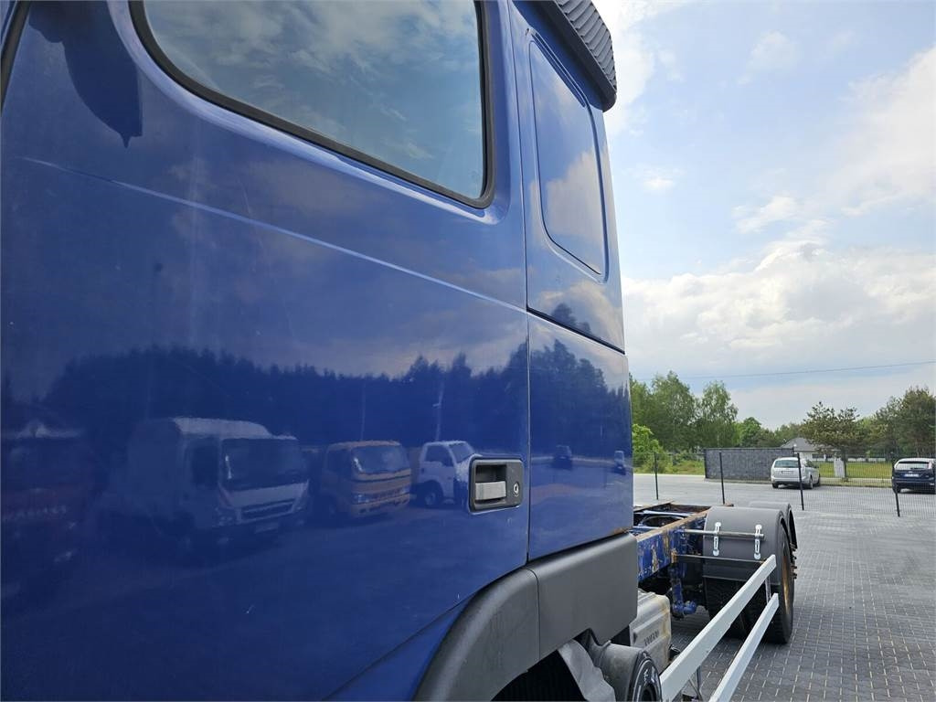 Kontejnérový podvozek/ Výměnná nástavba Volvo FH 16 470 KM 6x2 low mileage 229700 km !!!!: obrázek 7 Kontejnérový podvozek/ Výměnná nástavba Volvo FH 16 470 KM 6x2 low mileage 229700 km !!!!: obrázek 7