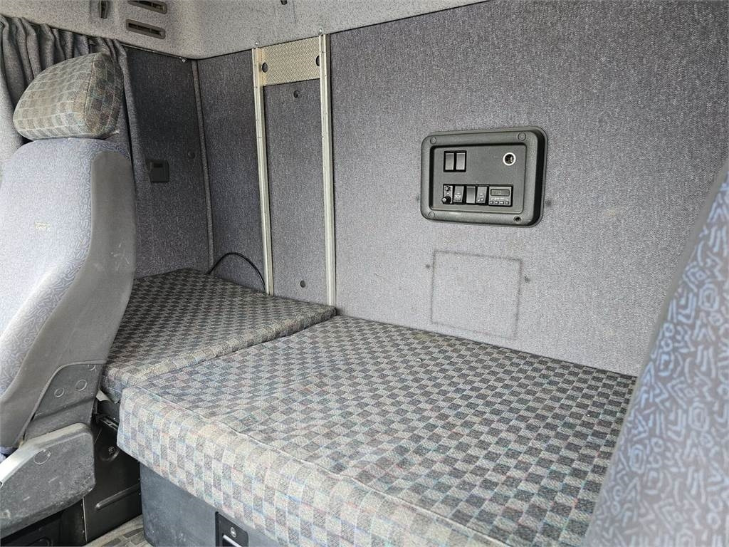 Kontejnérový podvozek/ Výměnná nástavba Volvo FH 16 470 KM 6x2 low mileage 229700 km !!!!: obrázek 19 Kontejnérový podvozek/ Výměnná nástavba Volvo FH 16 470 KM 6x2 low mileage 229700 km !!!!: obrázek 19