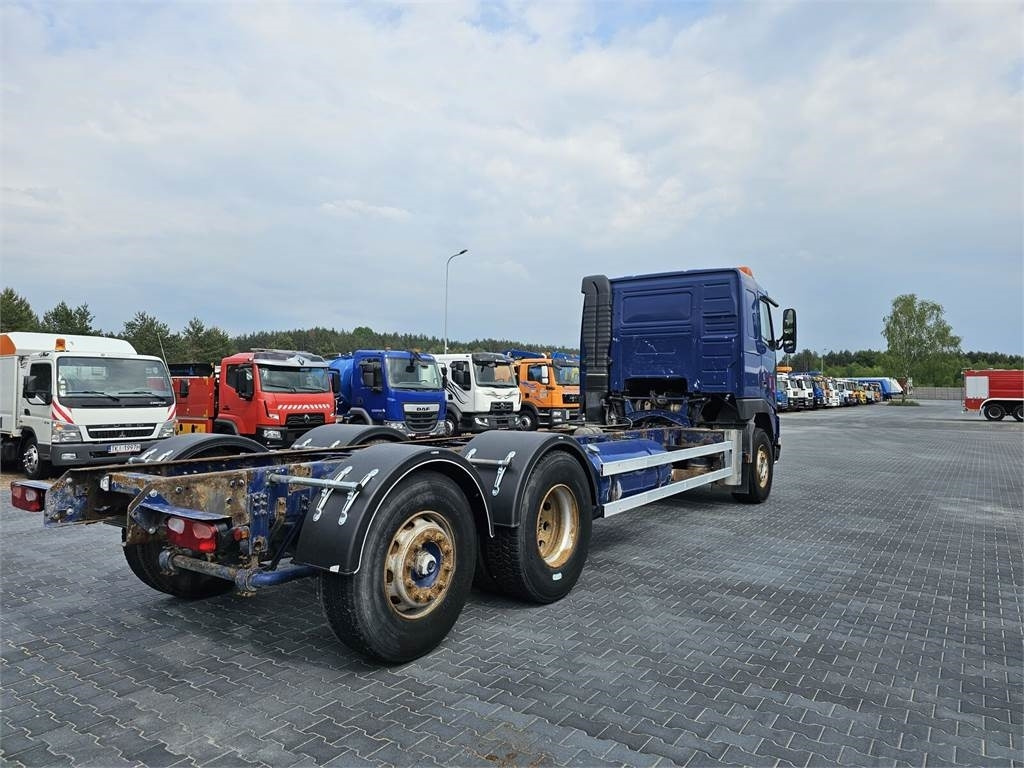 Volvo FH 16 470 KM 6x2 low mileage 229700 km !!!! - Rám/ Šasi pro Nákladní auto: obrázek 4 Volvo FH 16 470 KM 6x2 low mileage 229700 km !!!! - Rám/ Šasi pro Nákladní auto: obrázek 4