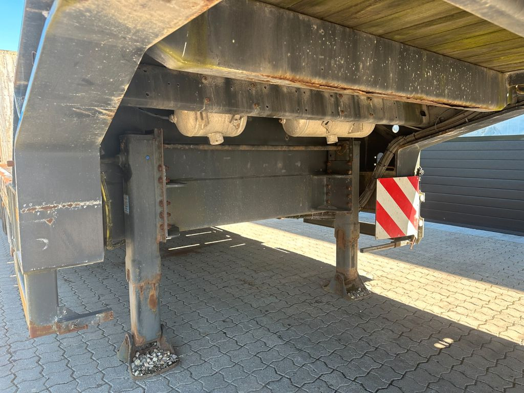 Faymonville Multimax 4 achs tieflader / ausziehbar Faymonville Multimax 4 achs tieflader / ausziehbar - Podvalníkový návěs: obrázek 4 Faymonville Multimax 4 achs tieflader / ausziehbar Faymonville Multimax 4 achs tieflader / ausziehbar - Podvalníkový návěs: obrázek 4