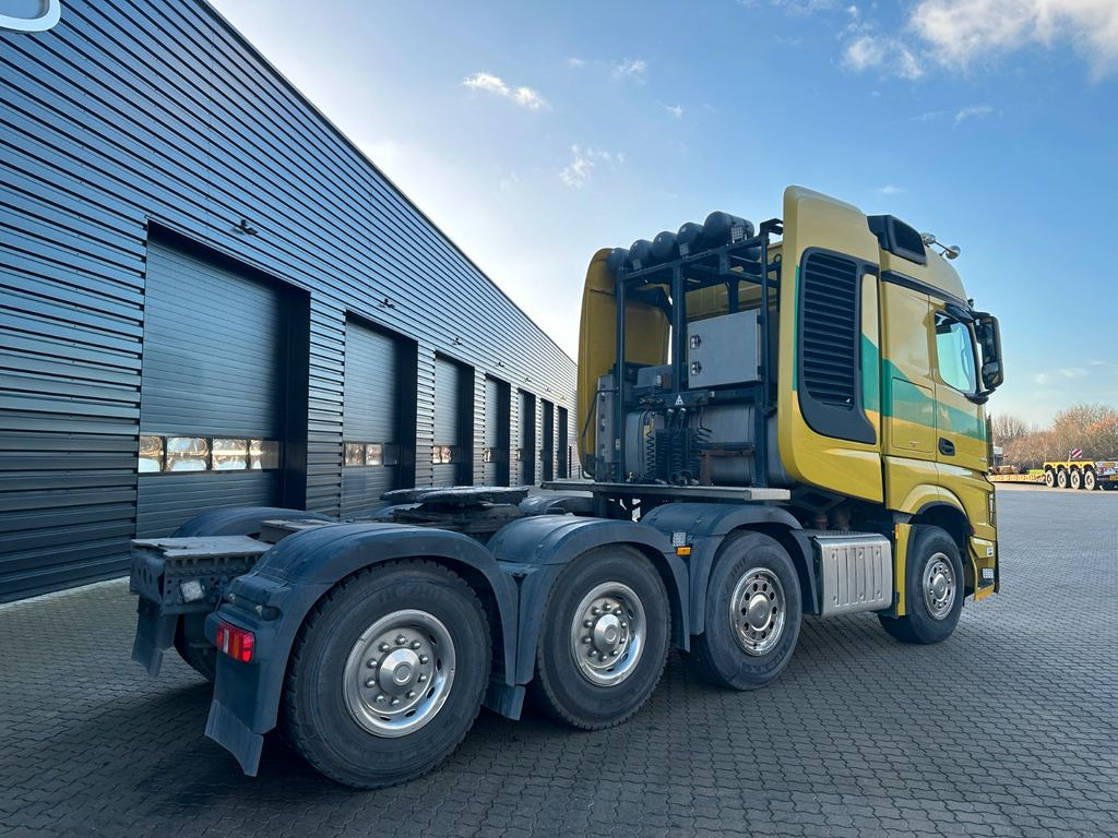 Mercedes-Benz 4163 8x4 / 180.000 kg - Tahač: obrázek 3 Mercedes-Benz 4163 8x4 / 180.000 kg - Tahač: obrázek 3