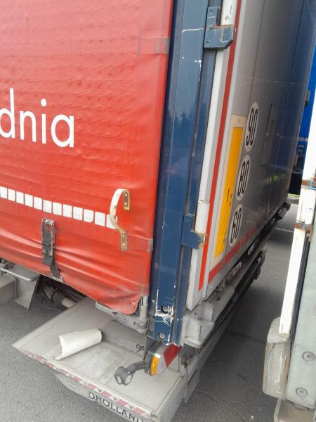 Kögel SN24 - Plachtový návěs: obrázek 5 Kögel SN24 - Plachtový návěs: obrázek 5