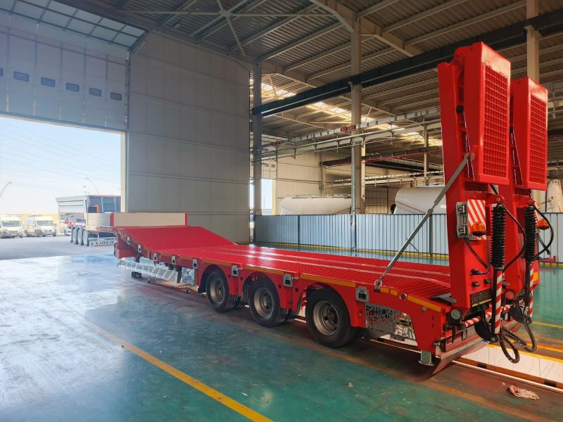 Lider Lowbed SK ISBAX33A2K19 - Podvalníkový návěs: obrázek 4 Lider Lowbed SK ISBAX33A2K19 - Podvalníkový návěs: obrázek 4