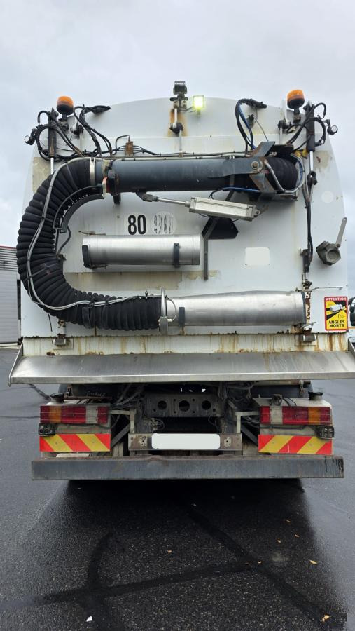 Mercedes Axor 1829 KO - Zametací vůz: obrázek 2 Mercedes Axor 1829 KO - Zametací vůz: obrázek 2