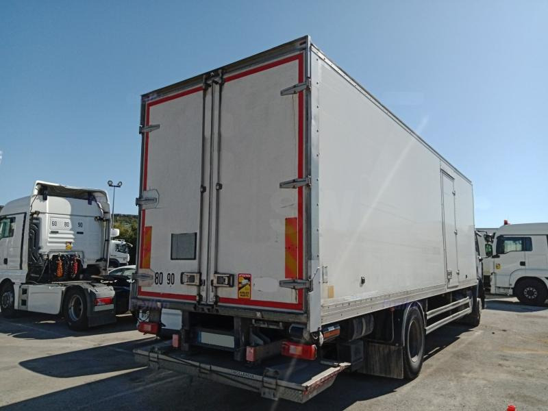 Renault D-Series 19 Wide 320 - Skříňový nákladní auto: obrázek 2 Renault D-Series 19 Wide 320 - Skříňový nákladní auto: obrázek 2