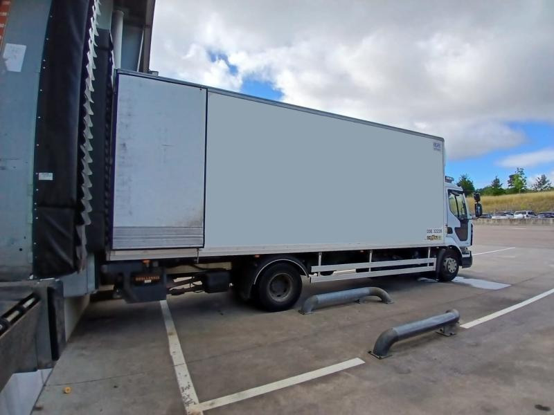 Renault Premium 270 DXI - Chladírenský nákladní automobil: obrázek 4 Renault Premium 270 DXI - Chladírenský nákladní automobil: obrázek 4