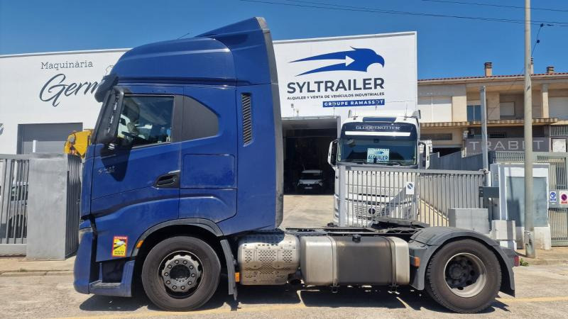 Iveco S-WAY 490 - Tahač: obrázek 2 Iveco S-WAY 490 - Tahač: obrázek 2
