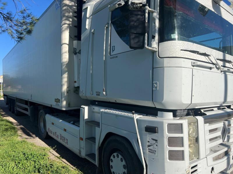 Renault Magnum 500 DXI - Tahač: obrázek 2 Renault Magnum 500 DXI - Tahač: obrázek 2