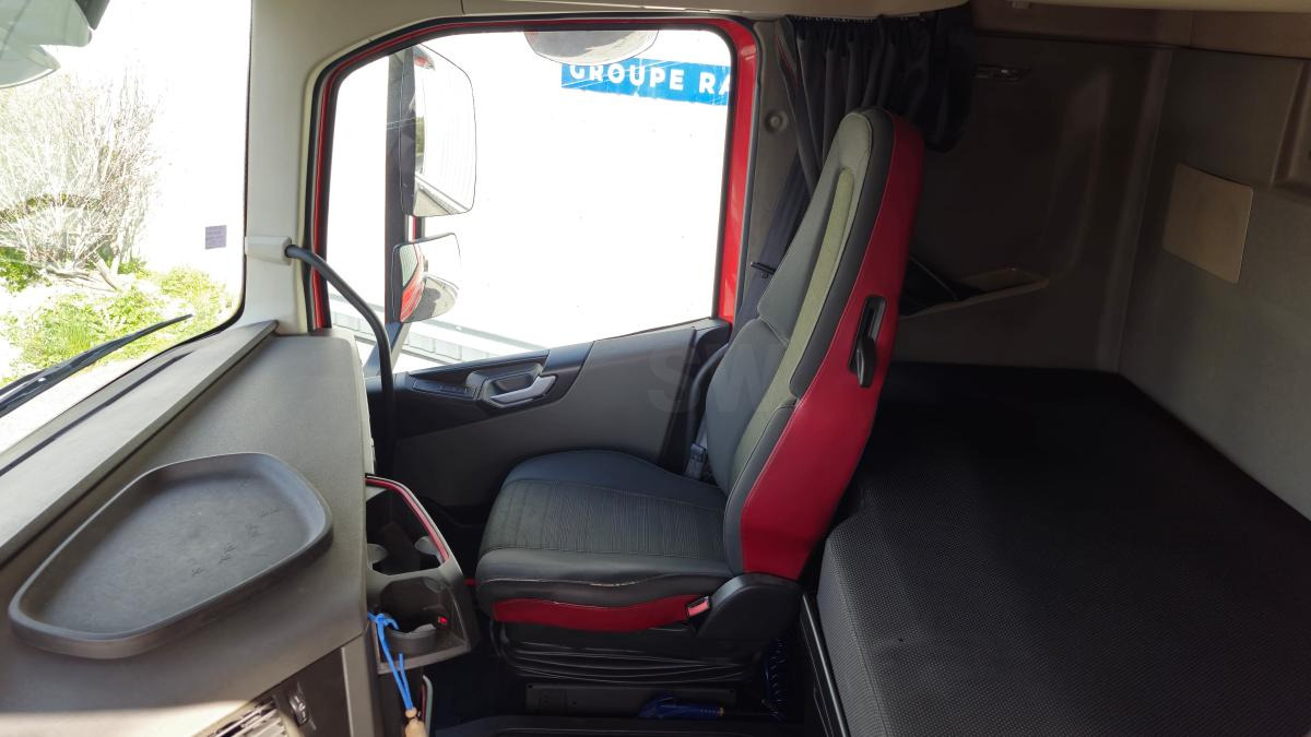 Tahač Volvo FH 460 Hydraulique (Location / Rent): obrázek 14 Tahač Volvo FH 460 Hydraulique (Location / Rent): obrázek 14