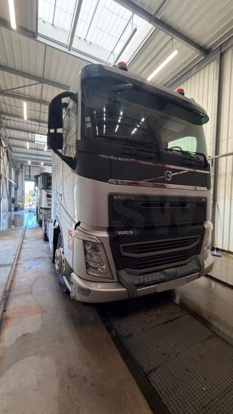 Volvo FH 500 - Tahač: obrázek 1 Volvo FH 500 - Tahač: obrázek 1