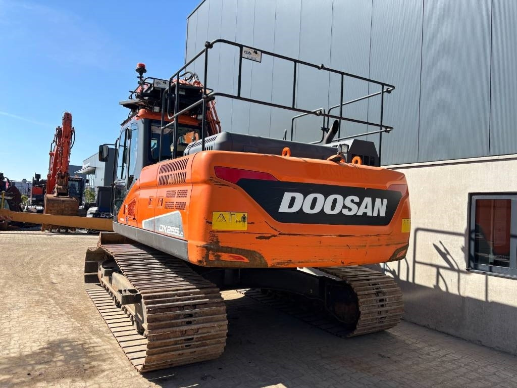 Doosan DX 255 LC-5 -- DX255LC -- DX 225 - Pásové rýpadlo: obrázek 4 Doosan DX 255 LC-5 -- DX255LC -- DX 225 - Pásové rýpadlo: obrázek 4