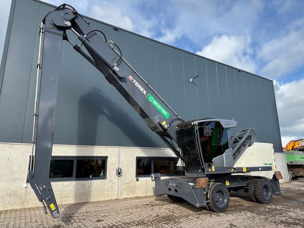 Fuchs MHL 340 F - MHL340 Terex Ecotec TWH228 - Překládkové rypadlo: obrázek 4 Fuchs MHL 340 F - MHL340 Terex Ecotec TWH228 - Překládkové rypadlo: obrázek 4