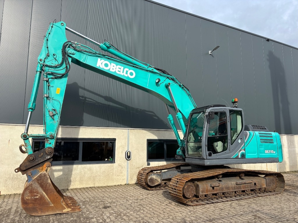 Kobelco SK 210 LC-10 - SK210 - SK 210  - Pásové rýpadlo: obrázek 1 Kobelco SK 210 LC-10 - SK210 - SK 210  - Pásové rýpadlo: obrázek 1