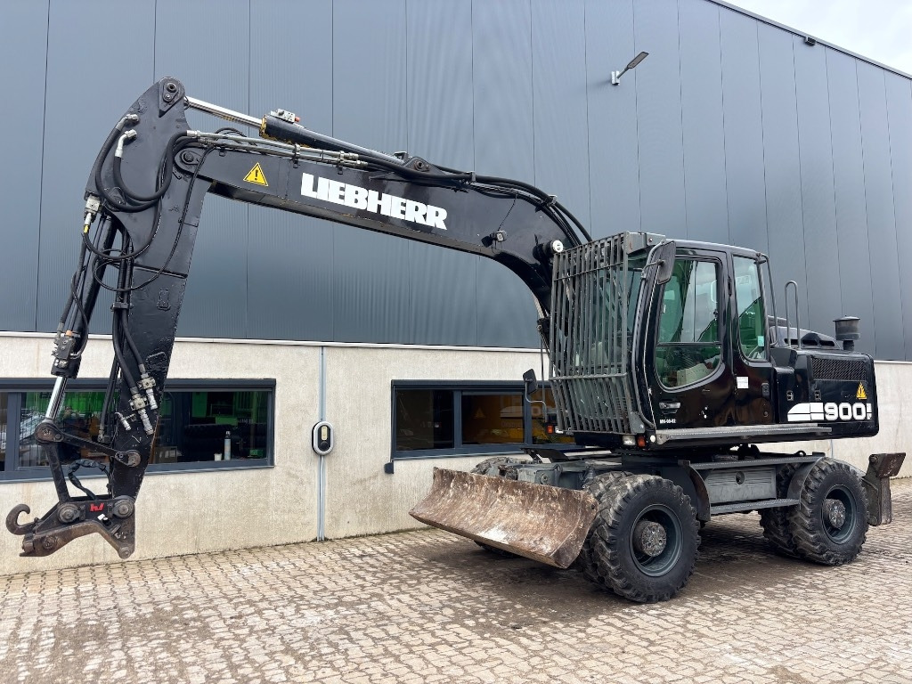 Liebherr A 900 C - A900 - A 904 C - Kolesové rýpadlo: obrázek 1 Liebherr A 900 C - A900 - A 904 C - Kolesové rýpadlo: obrázek 1