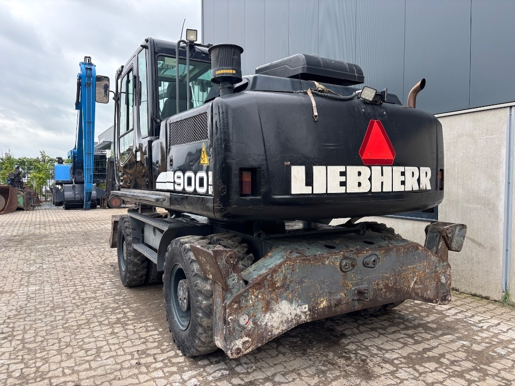 Liebherr A 900 C - A900 - A 904 C - Kolesové rýpadlo: obrázek 4 Liebherr A 900 C - A900 - A 904 C - Kolesové rýpadlo: obrázek 4