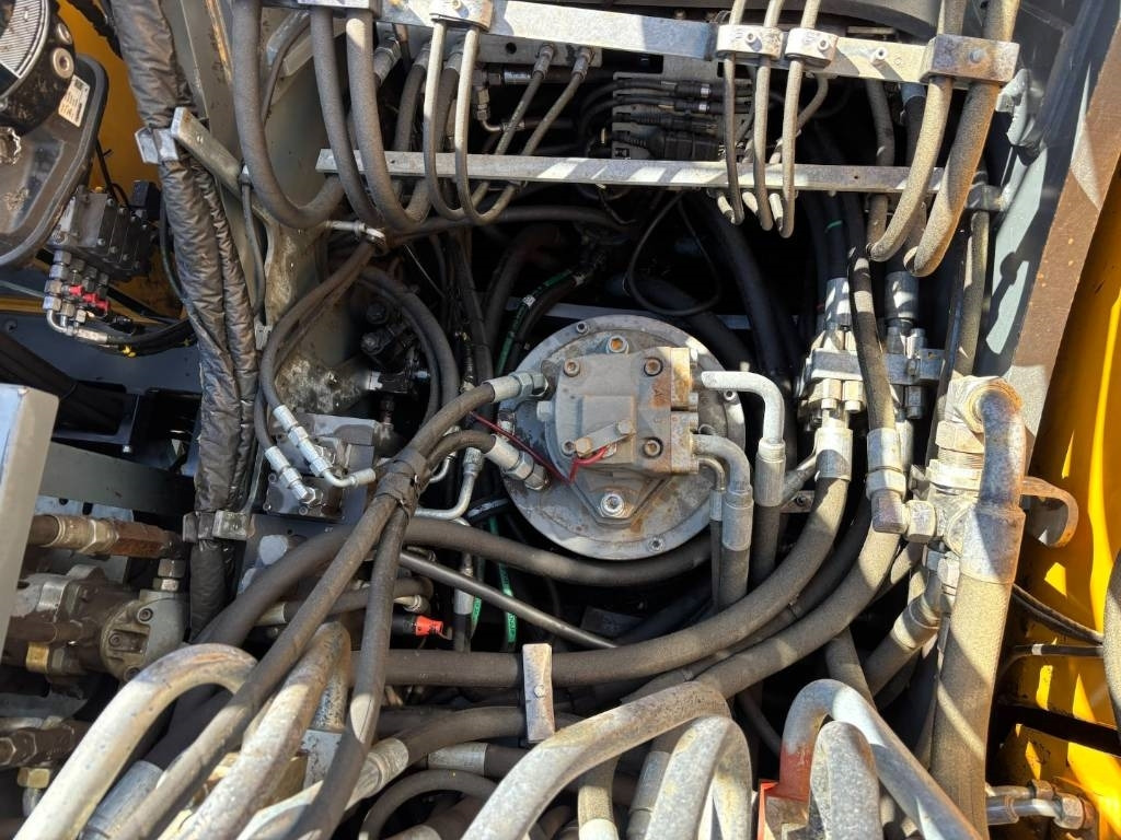 Překládkové rypadlo Liebherr LH 40 -- LH40 -- 20kw mozelt generator: obrázek 38