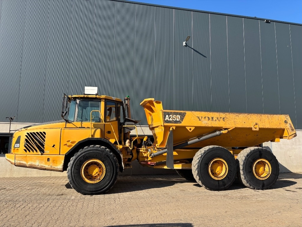 Volvo A 25 D - Kloubový sklápěč: obrázek 4 Volvo A 25 D - Kloubový sklápěč: obrázek 4