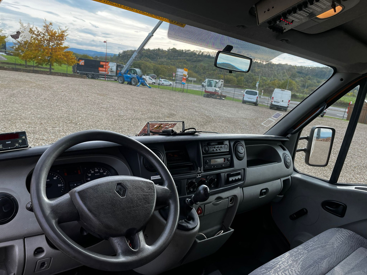 RENAULT Mascott DCI 160 CAISSE + HAYON - Skříňový nákladní auto: obrázek 5 RENAULT Mascott DCI 160 CAISSE + HAYON - Skříňový nákladní auto: obrázek 5