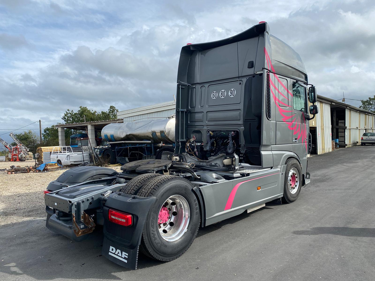 DAF XF 510 Super Space Cab - Tahač: obrázek 3 DAF XF 510 Super Space Cab - Tahač: obrázek 3